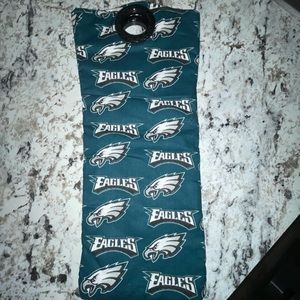 Eagles Wine sleeve